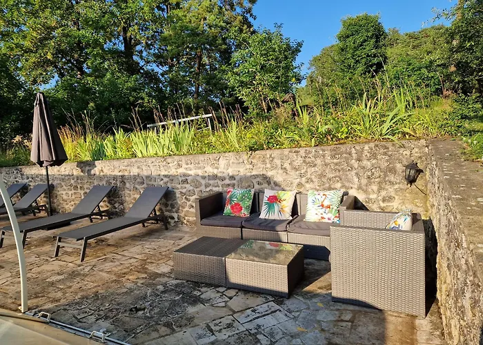 Le relais des clefs - AU CALME DU GATINAIS - Escapade à deux - Terrasse privée - WIFI - Offre romantique sur demande