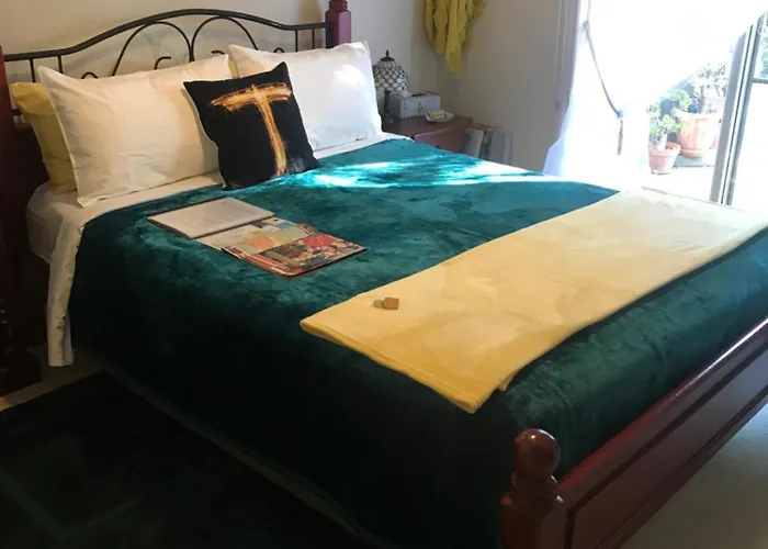 We Love The Bay Short Stays Private Suite 1 To 4 Days