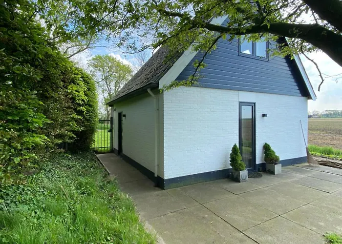 Guesthouse The White House - Gehele Huisje