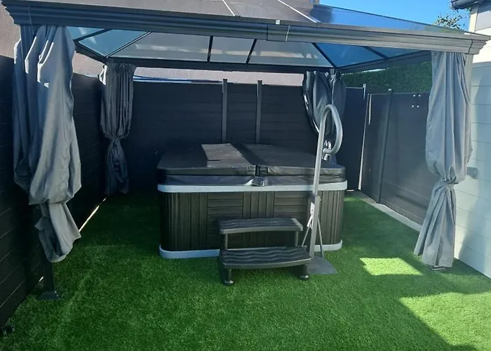 hébergement privée Jaccuzzi en supplément