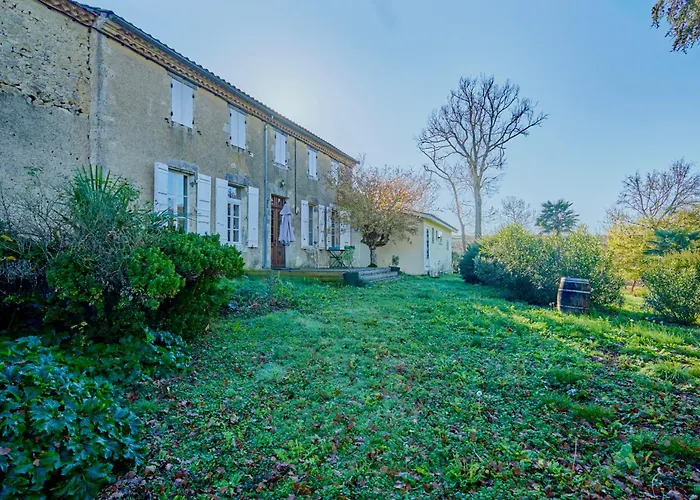 Chambres d'hôtes de charme avec piscine - Le Clos Boissiere
