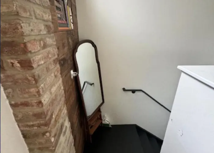 Dc Play House Bed And Breakfast
