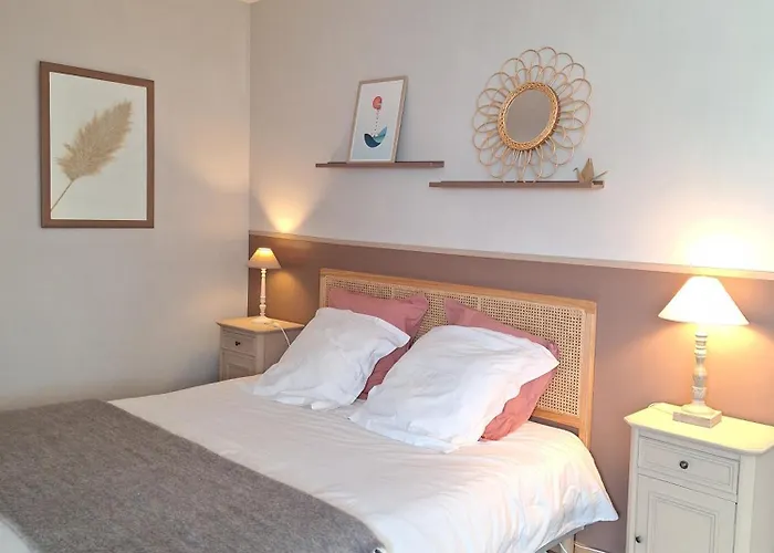 Côté West - Spacieuse Chambre d'Hôtes - Confort, Accueil personnalisé - Petit déjeuner compris