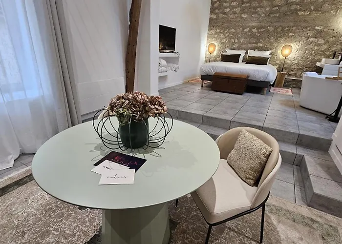 La Suite Arbane SPA&sauna chez le vigneron - Desboeufs