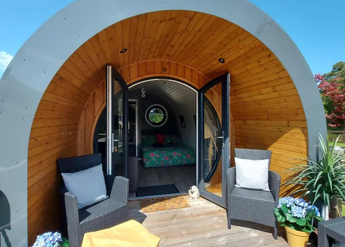 Seren Garden Pod