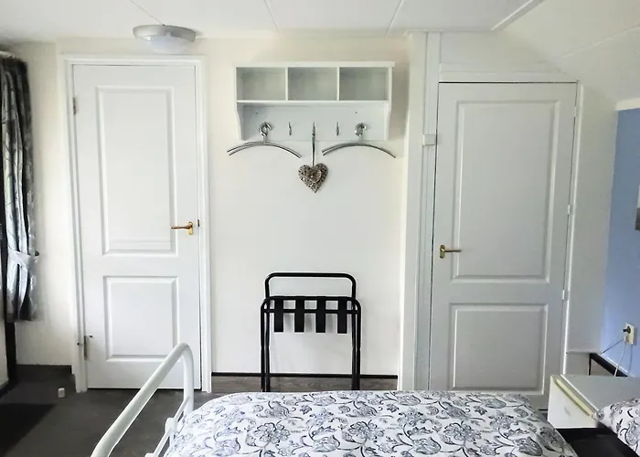 Prive Tuinhuis B&B Elly