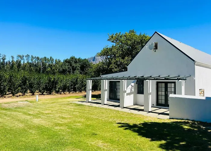 Allee Bleue Wine Estate