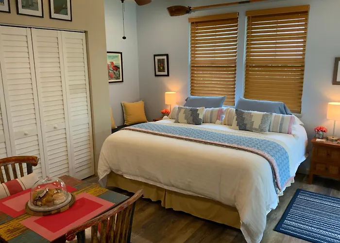 Kilauea House