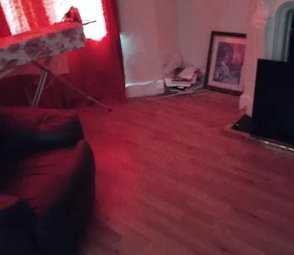 Big Room In A New House With Extra Bed