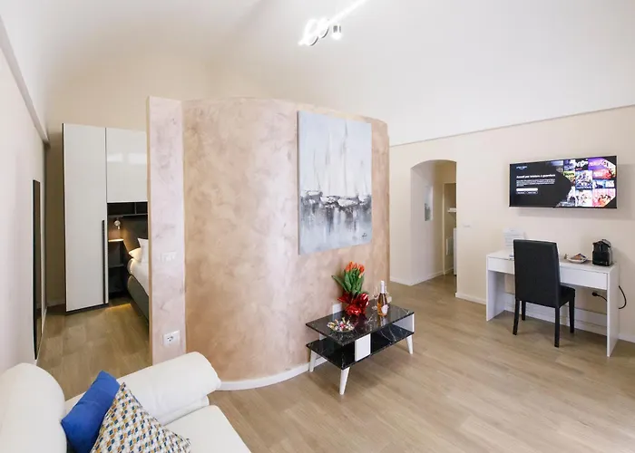 Suite 23