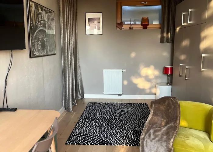 Chambre Double 2 P Luxe aux Vignes Lovées, entrée indépendante