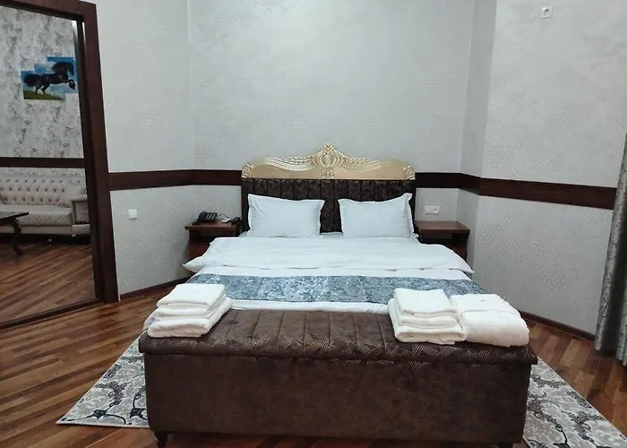 Omorfi Bukhara Hotel