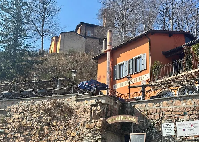 Grotto del Pan Perdü