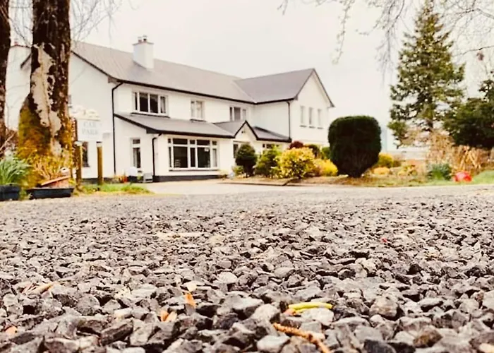 Arch House