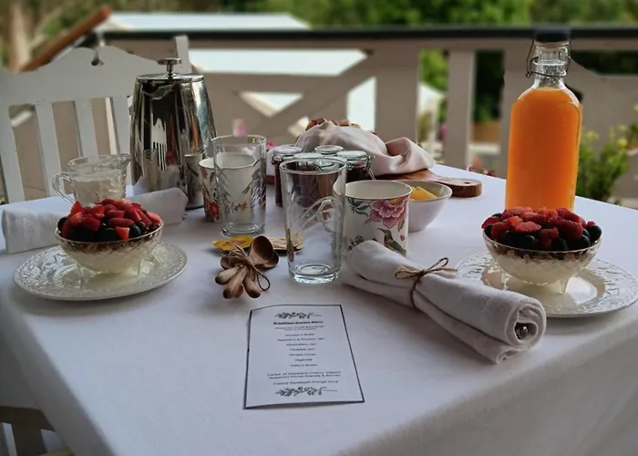Rosemont House Luxury Bnb Suites
