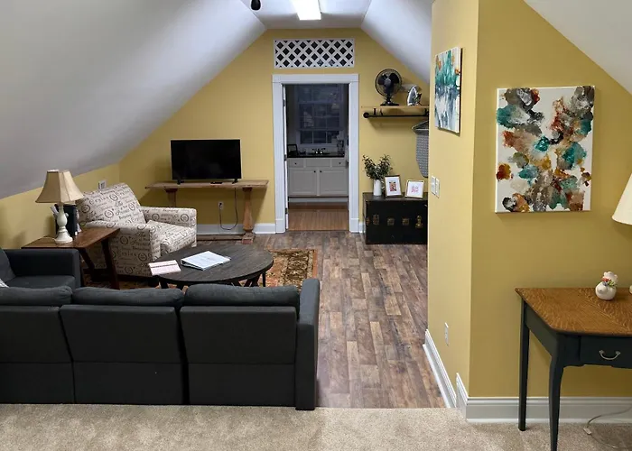 Barren Breeze Bed And Breakfast