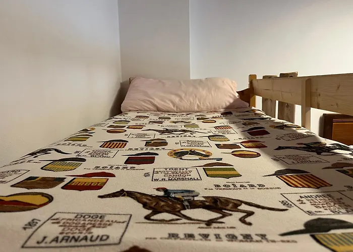 B&B22