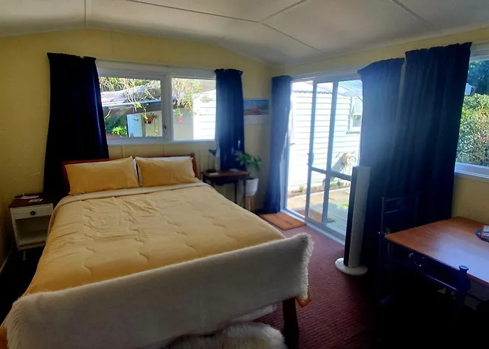 Waikanae Accommodation Studio B&B