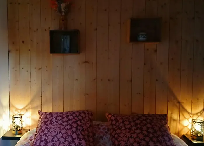 Chambre paisible avec jardin à la campagne en Finistère sud