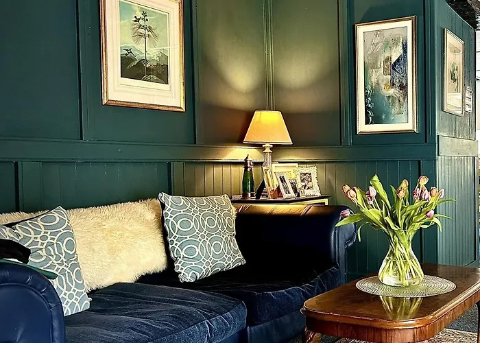 Britannia House Vintage B&B Cornwall