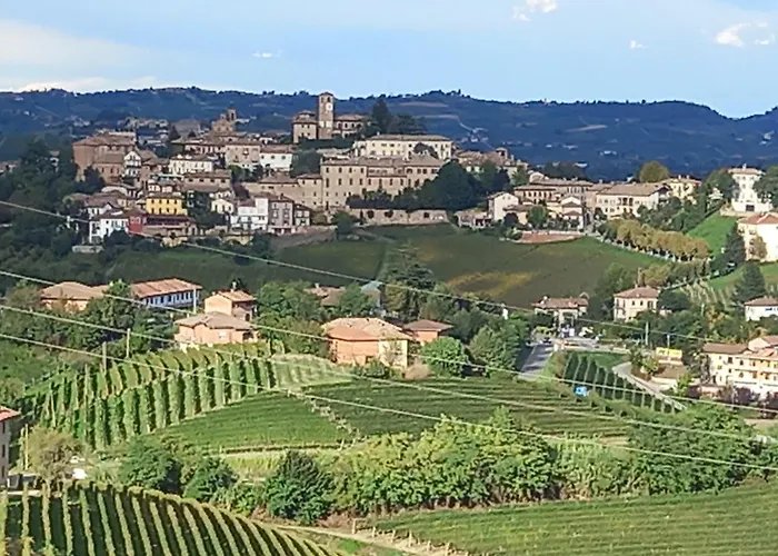 Bed and Breakfast I Quattro Grappoli Neive