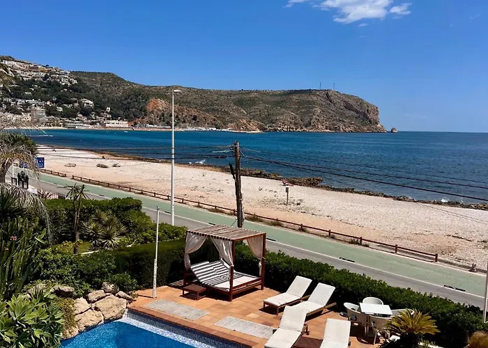 Botanico Boutique Suites