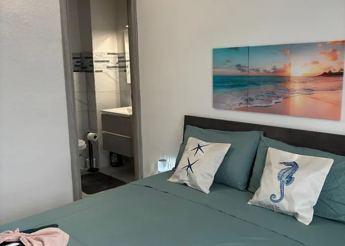 5 Zimmer Rooms "Rosa"