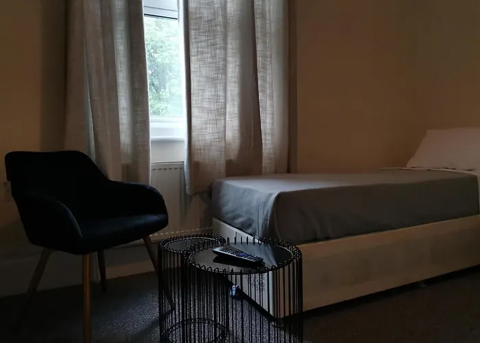 Ax 1 Bed And Breakfast