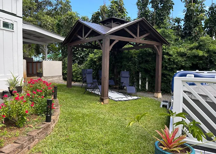 Hilo Bay Oceanfront Bed And Breakfast