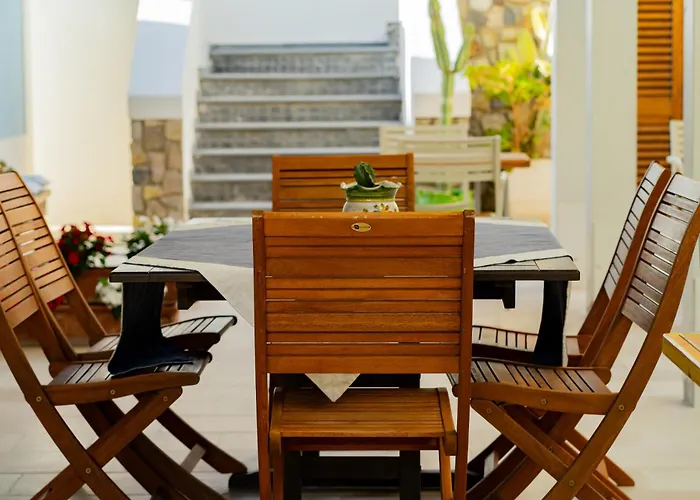 Villa Acacia