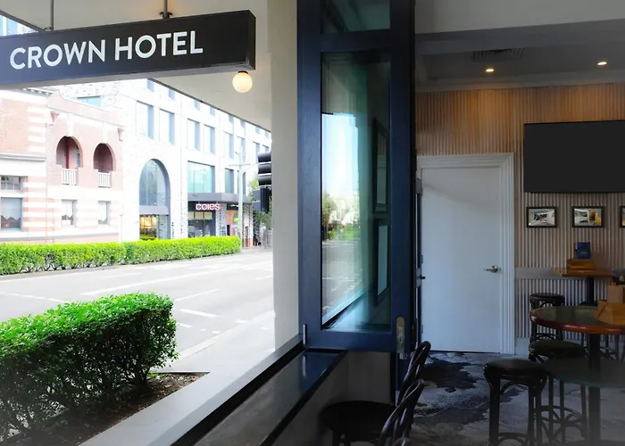Crown Hotel Surry Hills Sidney