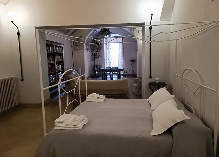 Palazzo Bernardini B & B