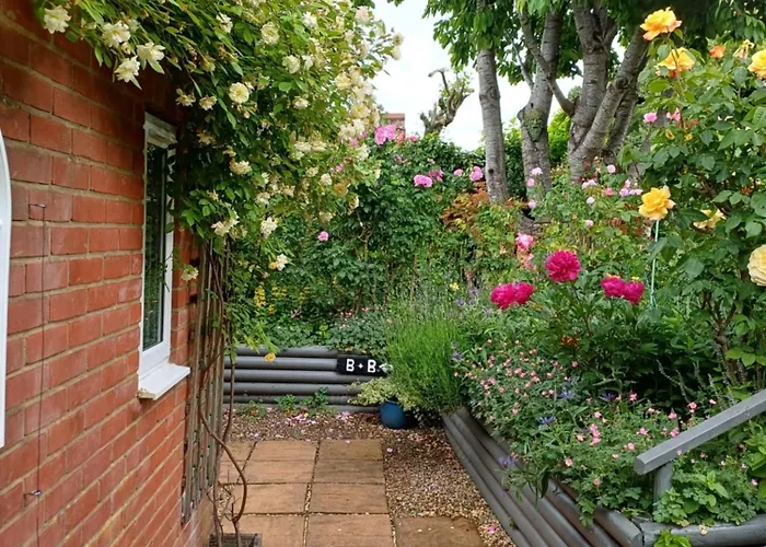 Santi Bhavana Bed & Breakfast