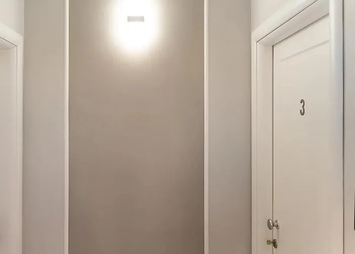 Elegance Room