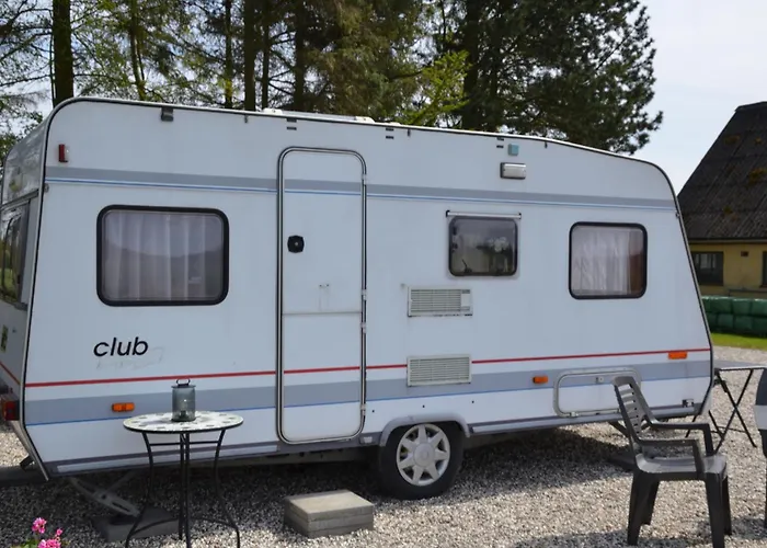 Cosy Farm Bnb - Caravans - Dogs Welcome - 5 Min From E47