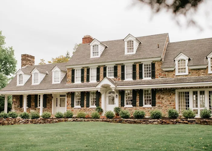Chimney Hill Estate Inn