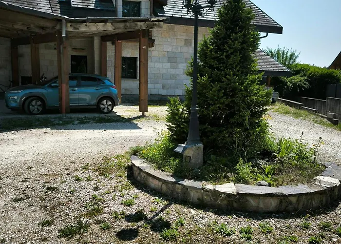 Domaine Les Trois Biches