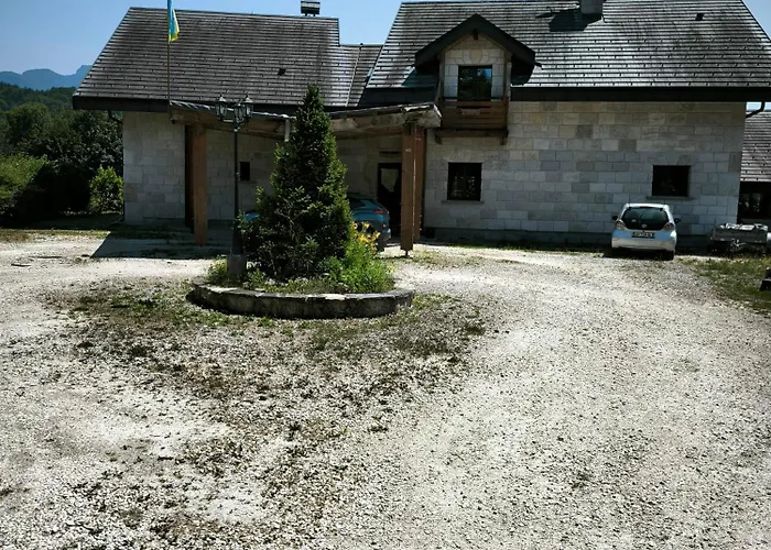 Domaine Les Trois Biches