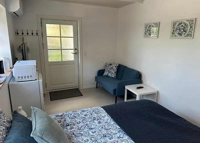 Bed & Breakfast “Den Gamle Lade I Hejls”