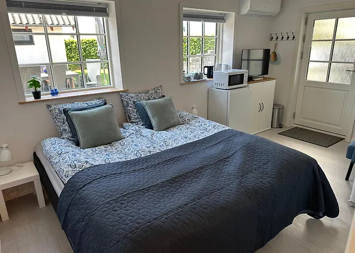 Bed & Breakfast “Den Gamle Lade I Hejls”