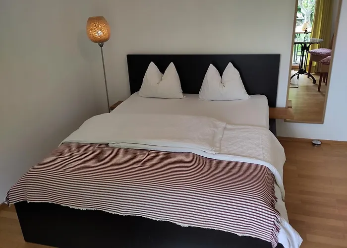 B&B Rosenrot