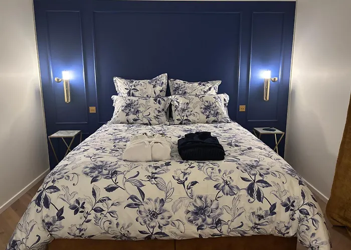 Les Ecuries de Rigny, Suite haut de gamme avec jardin, jacuzzi et piscine