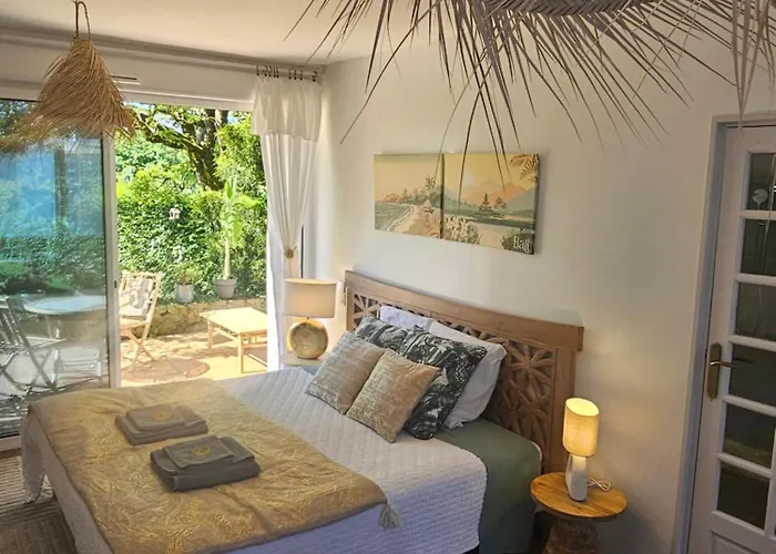 Chambre d'hôte BALI avec piscine chauffée