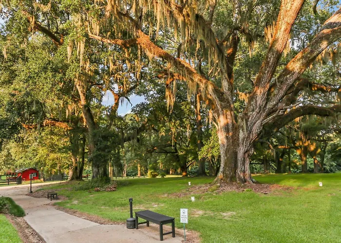 Greenwood Plantation B&B Inn