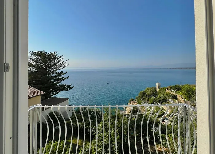 Borgo Dei Saraceni - Domus Indomita