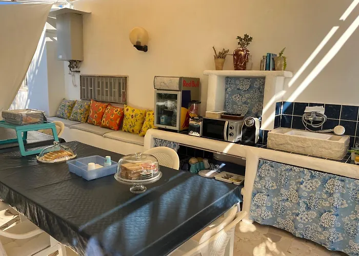 B&B Villa Mediterranea With Private Parking