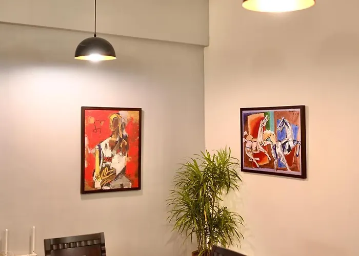 Neelam Homestay - Blueberry Room