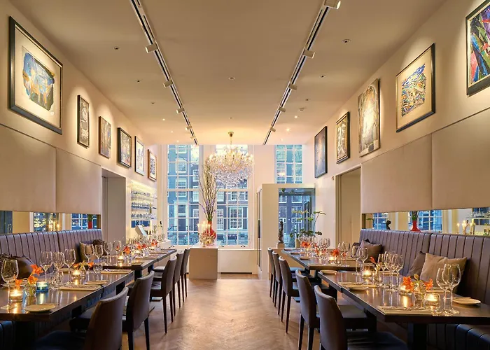 Ambassade Hotel