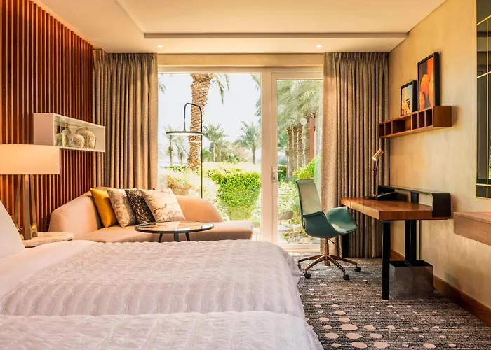Le Meridien Dubai Hotel & Conference Centre
