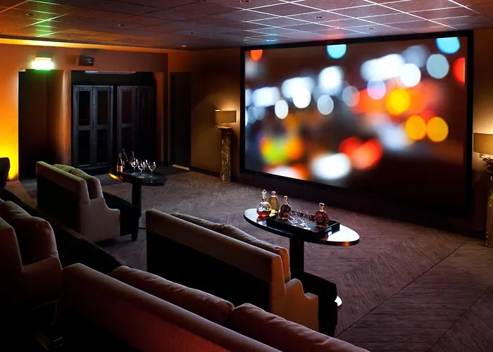Hotel Marignan Champs-Elysees